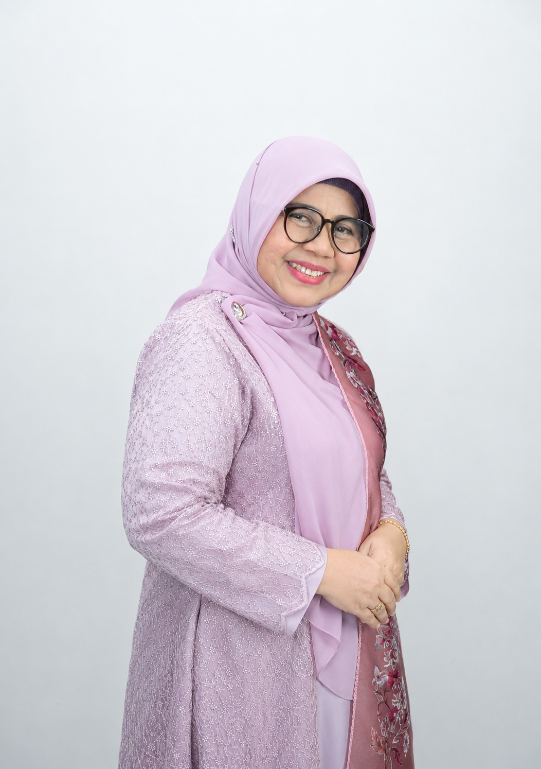 Prof. Dr. Hj. Evi Hasnita, S. Pd. Ns. M. Kes