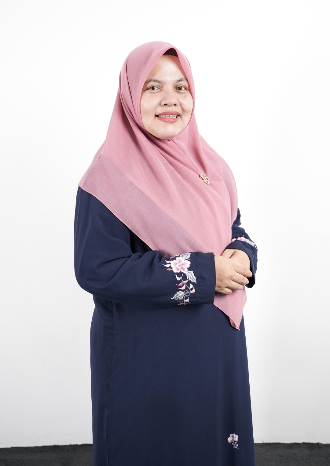 Dr. Tuti Handayani, S.Si, M. Si