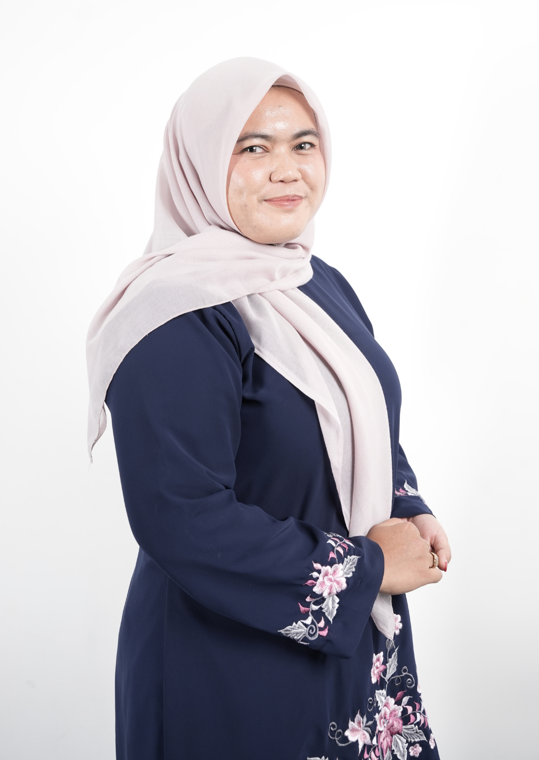 Nola Rahmadasni, S.Farm, M. Farm