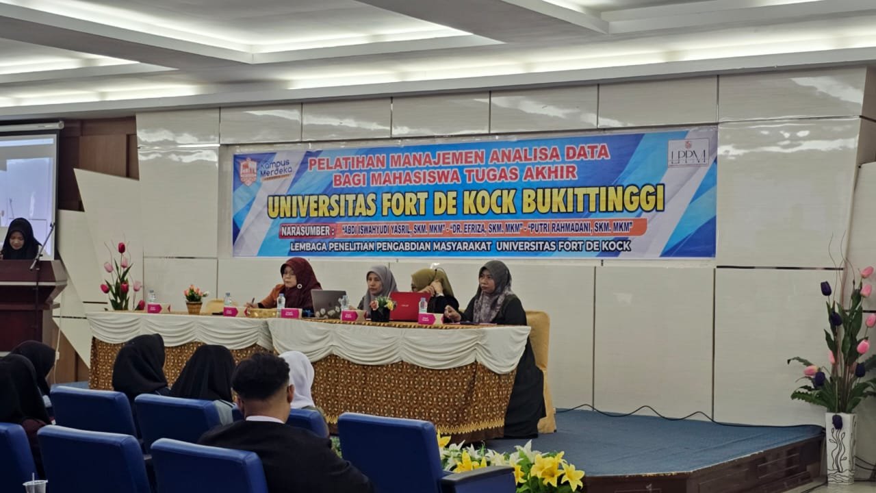 Pembukaan Pelatihan Manajemen Analisis Data Bagi Mahasiswa Tugas Akhir Universitas Fort De Kock
